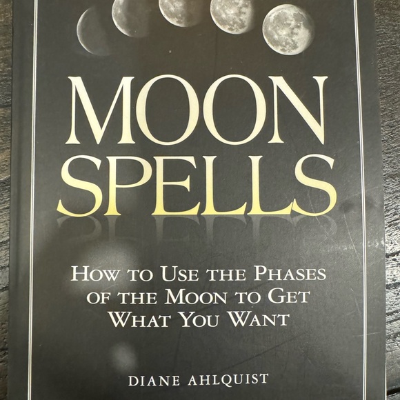 New Paperback Book Moon Spells - Picture 1 of 3